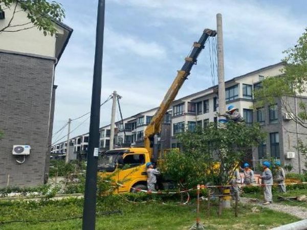 枝江市吊车电话_大吨位吊车出租,吊车租赁1天多